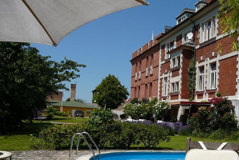 Hotel-Park-Residenz Aschersleben Esterno foto